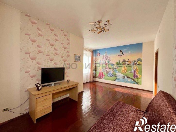 5-комн квартира улица Калинина, 59А,  д. 59А