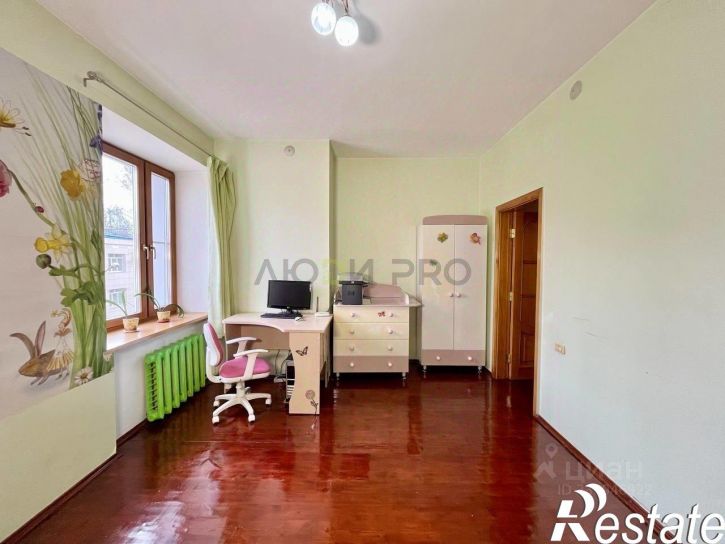 5-комн квартира улица Калинина, 59А,  д. 59А