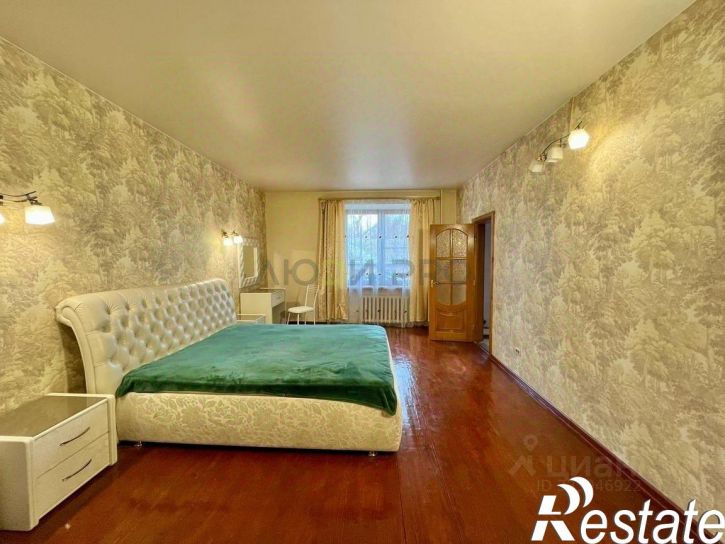 5-комн квартира улица Калинина, 59А,  д. 59А
