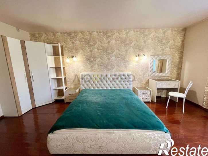 5-комн квартира улица Калинина, 59А,  д. 59А