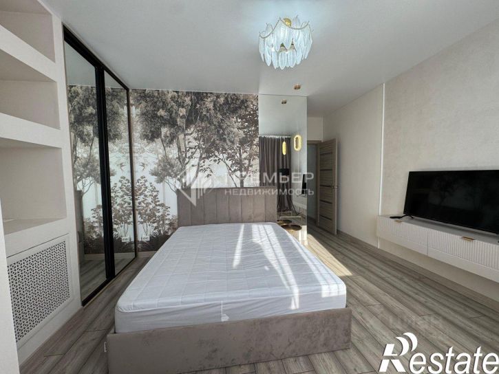 3-комн квартира улица Калинина, 40,  д. 40