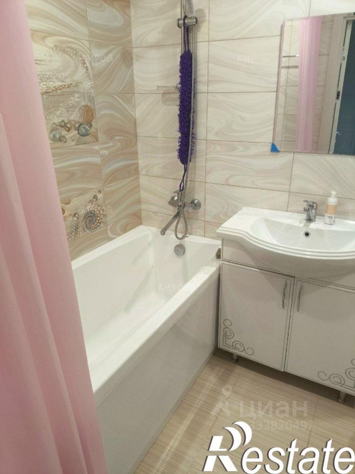 2-комн квартира улица Павла Корчагина, 240 к2,  д. 240 к2