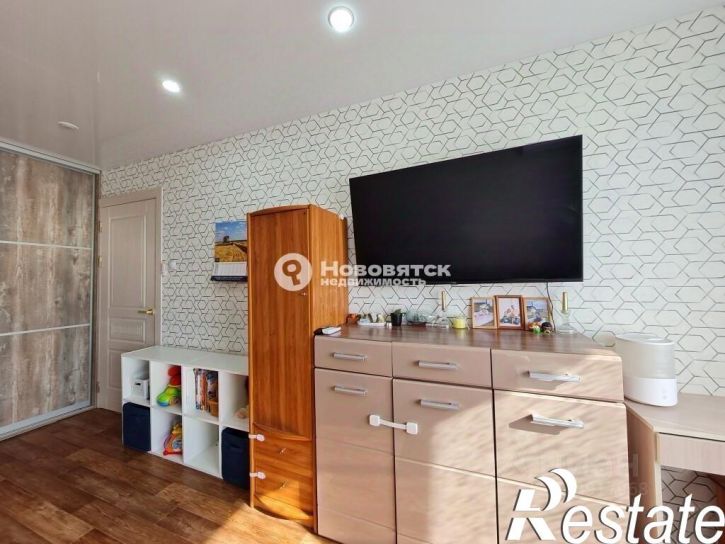 2-комн квартира Индустриальная улица, 16,  д. 16
