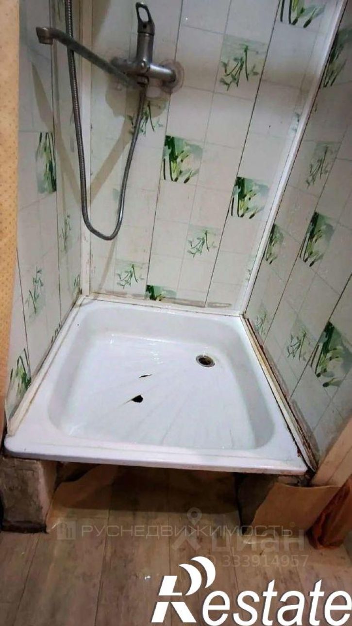 Комната улица Левитана, 13,  д. 13