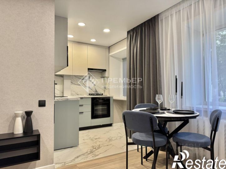 3-комн квартира улица Маклина, 61А,  д. 61А