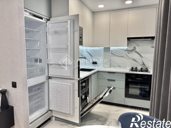 3-комн квартира улица Маклина, 61А,  д. 61А