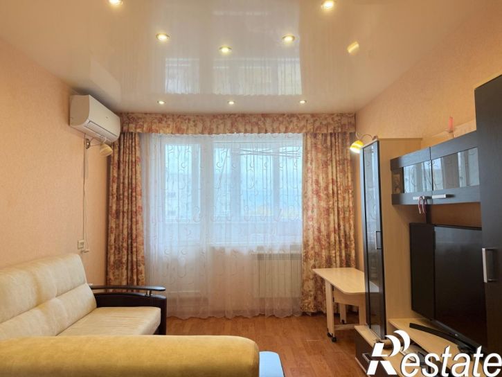 2-комн квартира Строителей пр-кт, 42