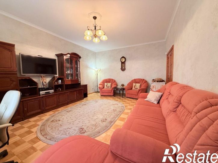 3-комн квартира Молодой Гвардии ул, 26