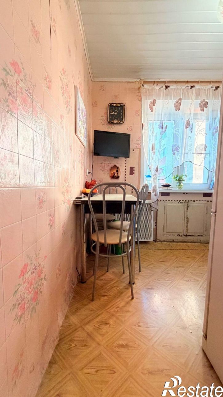 2-комн квартира Ивана Попова ул, 10Б